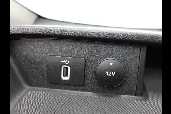 Ford Transit Custom 130pk Automaat L2H1 Limited Dubbele Cabine 2x Schuifdeur Raptor Edition Navigatie Airco Cruise control Trekhaak parkeersensoren