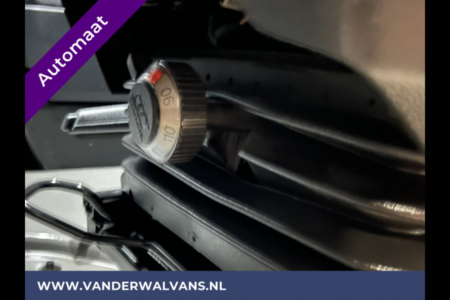 Volkswagen Crafter 2.0 TDI 140 pk Automaat L4H3 L3H2 Euro6 Airco | Camera | Apple Carplay Android Auto, Chauffeursstoel, Stoelverwarming, 3000kg Trekhaak