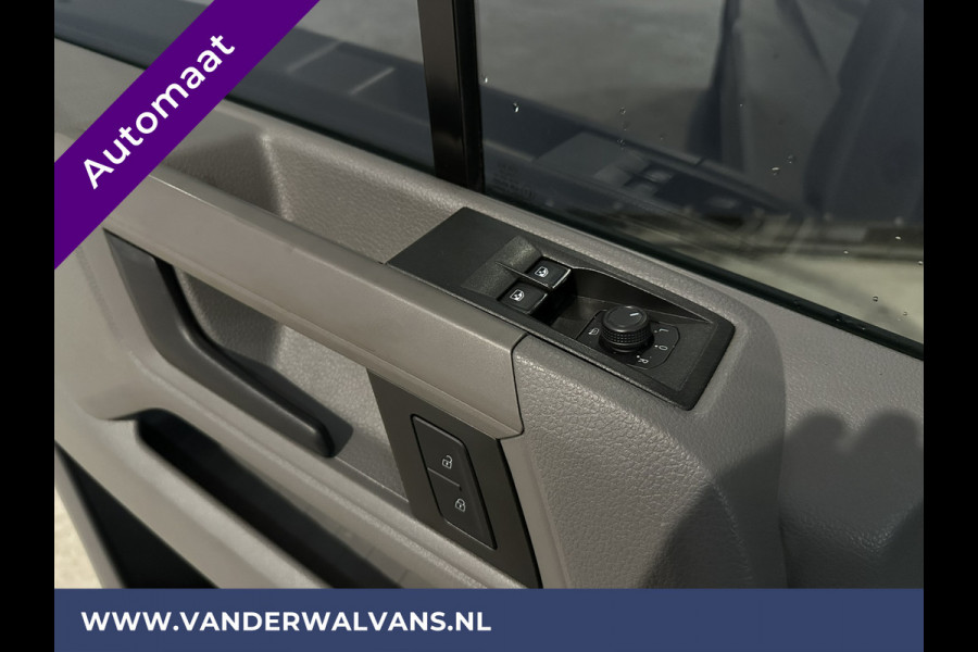 Volkswagen Crafter 2.0 TDI 140 pk Automaat L4H3 L3H2 Euro6 Airco | Camera | Apple Carplay Android Auto, Chauffeursstoel, Stoelverwarming, 3000kg Trekhaak