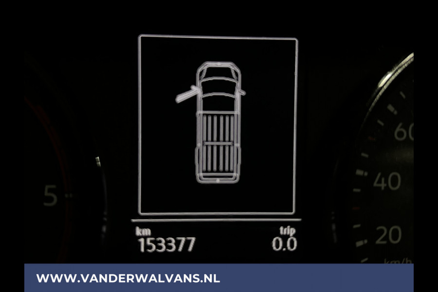 Volkswagen Crafter 2.0 TDI 141pk L3H3 L2H2 Euro6 Airco | Camera | Navigatie | Android Auto | Stoelverwarming Parkeersensoren, Bijrijdersbank, 3000kg trekvermogen, zilver