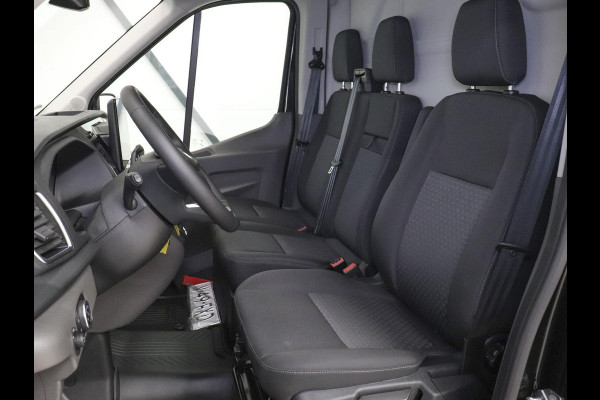 Ford Transit 290 2.0 TDCI L2H2 Trend BPM VRIJ! Ford Transit 290 2.0 TDCI L2H2 Trend Airco Bluetooth Camera  Cruise Control