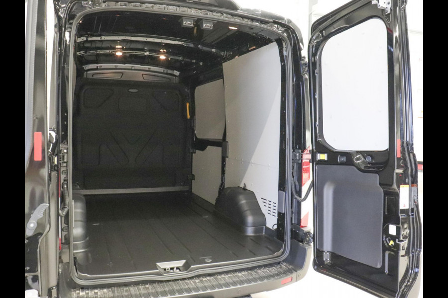 Ford Transit 290 2.0 TDCI L2H2 Trend BPM VRIJ! Ford Transit 290 2.0 TDCI L2H2 Trend Airco Bluetooth Camera  Cruise Control