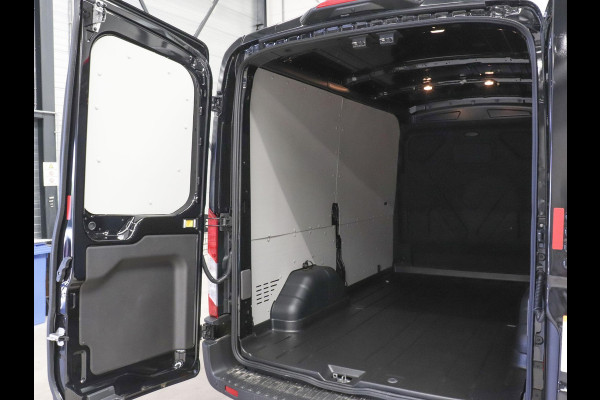 Ford Transit 290 2.0 TDCI L2H2 Trend BPM VRIJ! Ford Transit 290 2.0 TDCI L2H2 Trend Airco Bluetooth Camera  Cruise Control