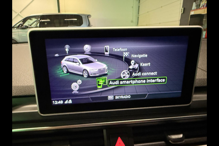 Audi A4 Avant 1.4 TFSI Sport V-COCKPIT/BOSE/LED/CARPLAY/SFEERVERL/NAVI/ECC/PDC/CRUISE///