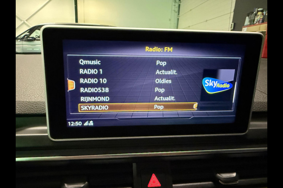 Audi A4 Avant 1.4 TFSI Sport V-COCKPIT/BOSE/LED/CARPLAY/SFEERVERL/NAVI/ECC/PDC/CRUISE///