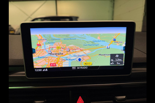 Audi A4 Avant 1.4 TFSI Sport V-COCKPIT/BOSE/LED/CARPLAY/SFEERVERL/NAVI/ECC/PDC/CRUISE///