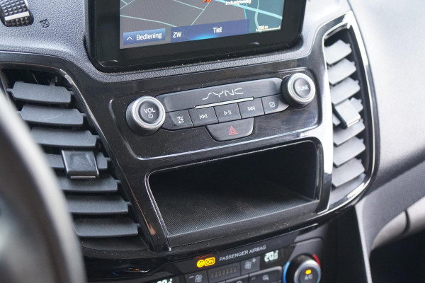 Ford Transit Connect 1.5 EcoBlue L2 Limited + CAMERA / SENSOREN / APPLE CARPLAY / 3 ZITPLAATSEN