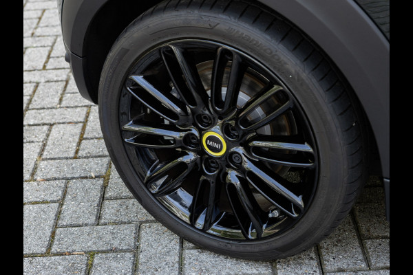 MINI Mini Electric - Resolute Edition - Camera - Comfort Access - Stoelverwarming