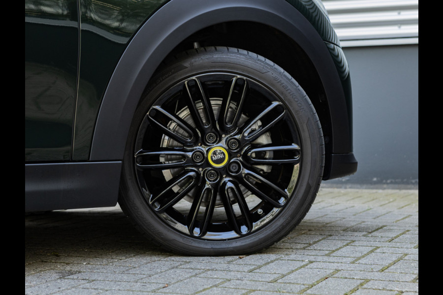 MINI Mini Electric - Resolute Edition - Camera - Comfort Access - Stoelverwarming