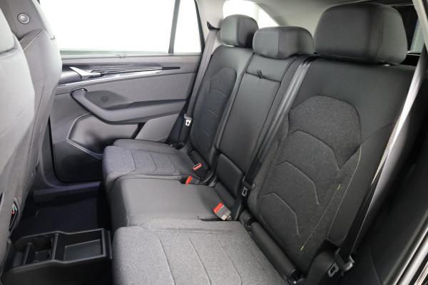 Škoda Kodiaq Business Edition m-HEV 1.5 TSI 150 pk 7 versn. DSG | Trekhaak | Comfort Pakket | Dynamic Chassis Control | Winter Pakket | Parkeer pakket | 18 inch lichtmetalen velgen | Ligh & View