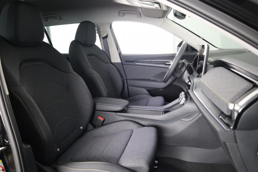 Škoda Kodiaq Business Edition m-HEV 1.5 TSI 150 pk 7 versn. DSG | Trekhaak | Comfort Pakket | Dynamic Chassis Control | Winter Pakket | Parkeer pakket | 18 inch lichtmetalen velgen | Ligh & View