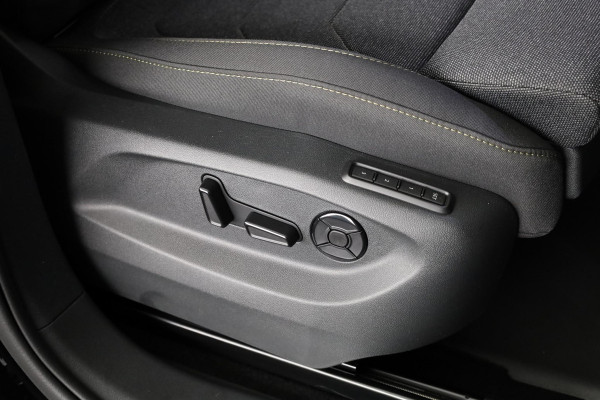 Škoda Kodiaq Business Edition m-HEV 1.5 TSI 150 pk 7 versn. DSG | Trekhaak | Comfort Pakket | Dynamic Chassis Control | Winter Pakket | Parkeer pakket | 18 inch lichtmetalen velgen | Ligh & View