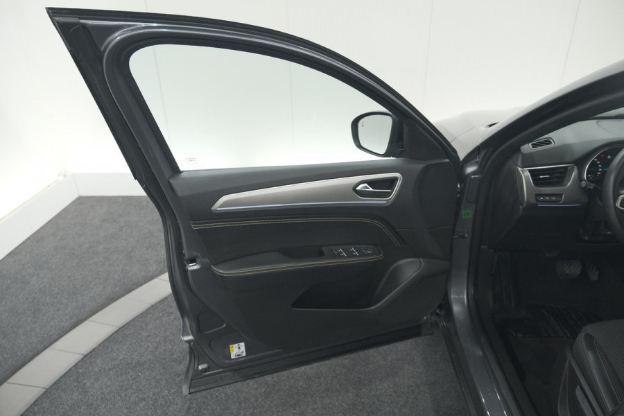 Renault Arkana Mild Hybrid 140 EDC Techno | 360 Camera | Dodehoekdetectie | Adaptieve Cruise Control