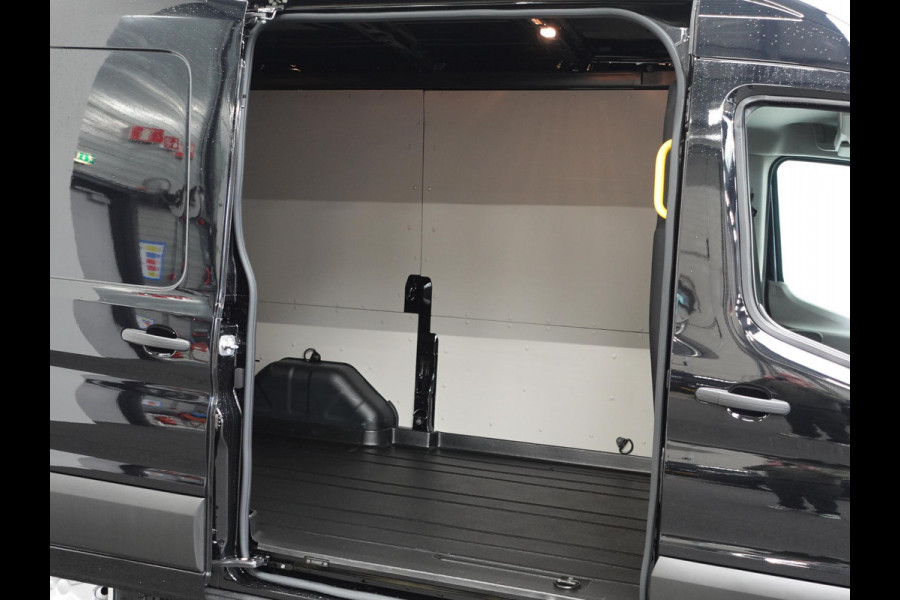 Ford Transit 290 2.0 TDCI L2H2 Trend Airco Bluetooth Camera  Cruise Control Navi Trekhaak