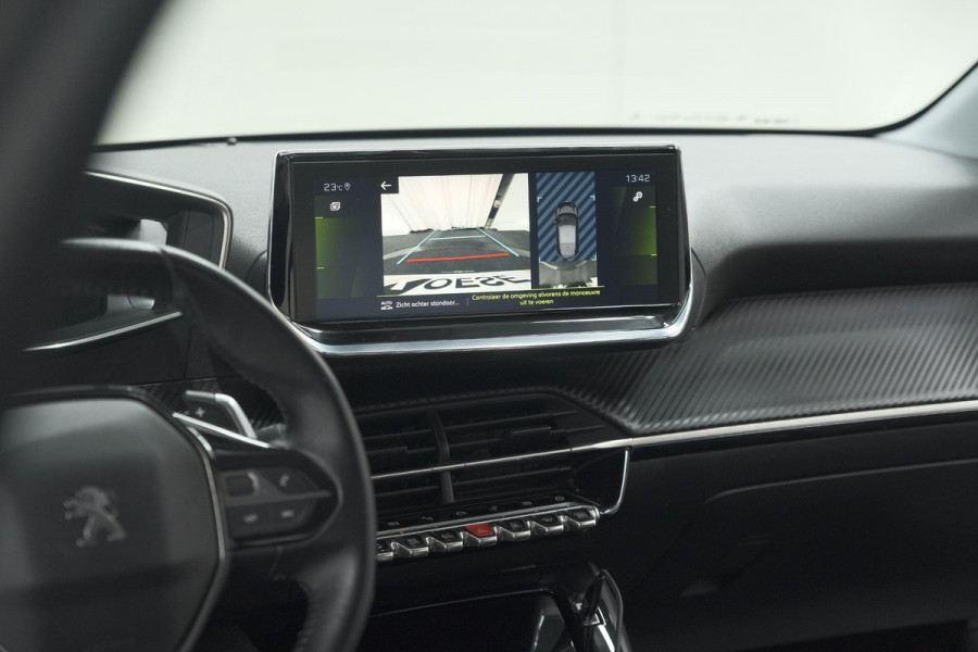 Peugeot 208 PureTech 100 EAT8 Allure | Camera | Apple Carplay | Navigatie | Parkeersensoren