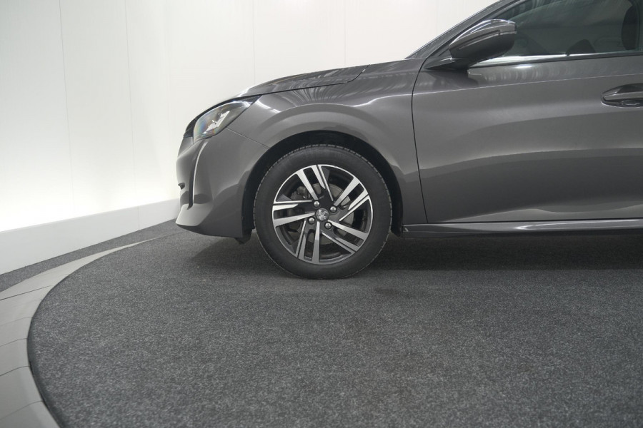 Peugeot 208 PureTech 100 EAT8 Allure | Camera | Apple Carplay | Navigatie | Parkeersensoren