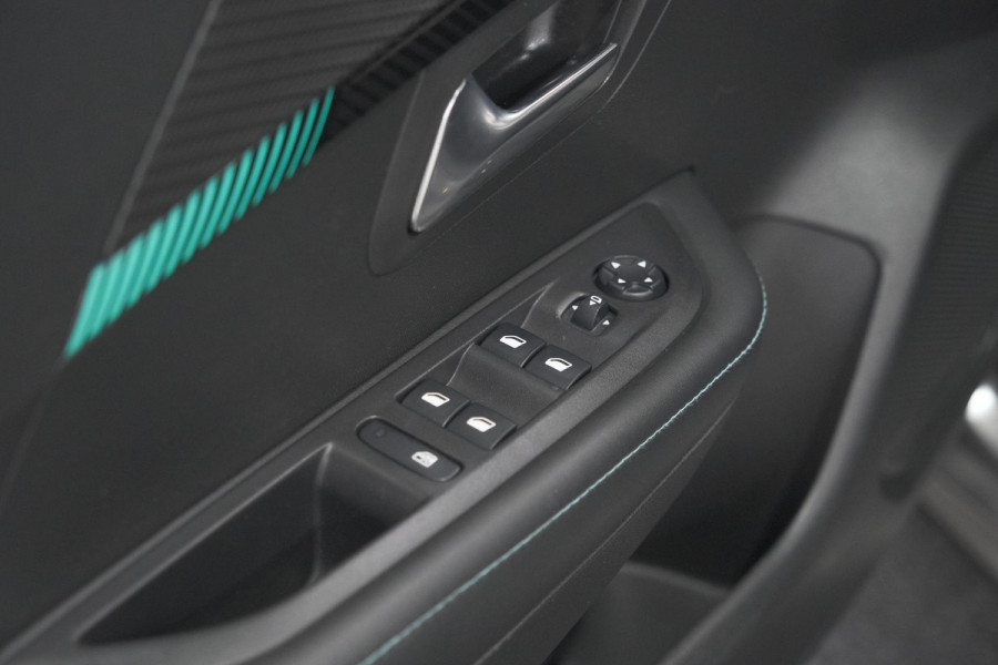 Peugeot 208 PureTech 100 EAT8 Allure | Camera | Apple Carplay | Navigatie | Parkeersensoren