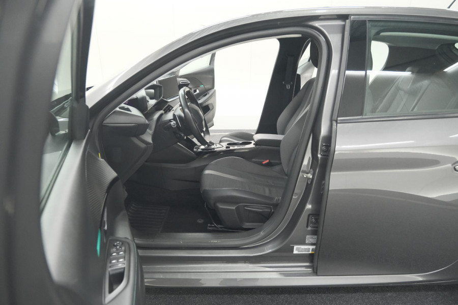 Peugeot 208 PureTech 100 EAT8 Allure | Camera | Apple Carplay | Navigatie | Parkeersensoren