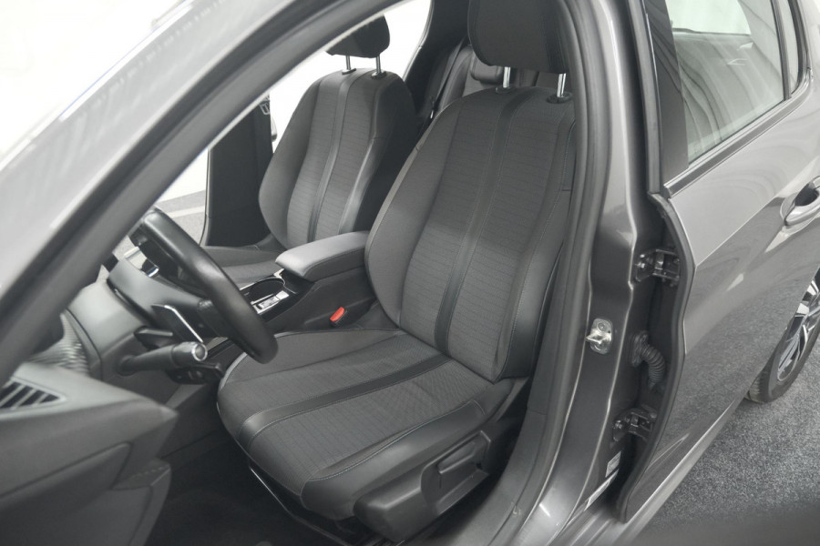 Peugeot 208 PureTech 100 EAT8 Allure | Camera | Apple Carplay | Navigatie | Parkeersensoren
