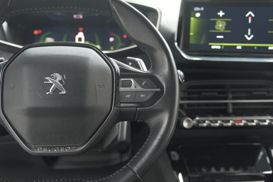 Peugeot 208 PureTech 100 EAT8 Allure | Camera | Apple Carplay | Navigatie | Parkeersensoren