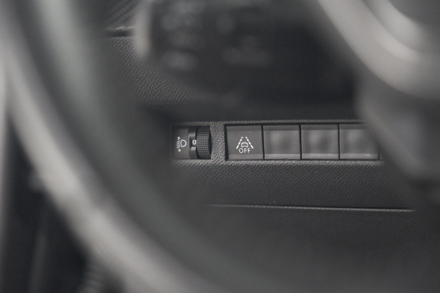 Peugeot 208 PureTech 100 EAT8 Allure | Camera | Apple Carplay | Navigatie | Parkeersensoren