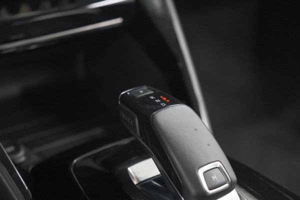 Peugeot 208 PureTech 100 EAT8 Allure | Camera | Apple Carplay | Navigatie | Parkeersensoren