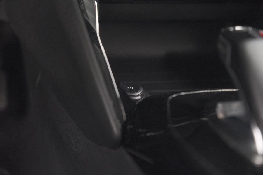 Peugeot 208 PureTech 100 EAT8 Allure | Camera | Apple Carplay | Navigatie | Parkeersensoren
