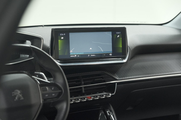 Peugeot 208 PureTech 100 EAT8 Allure | Camera | Apple Carplay | Navigatie | Parkeersensoren