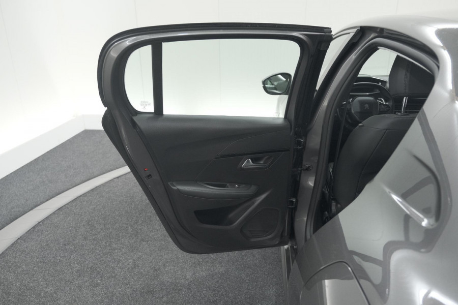 Peugeot 208 PureTech 100 EAT8 Allure | Camera | Apple Carplay | Navigatie | Parkeersensoren
