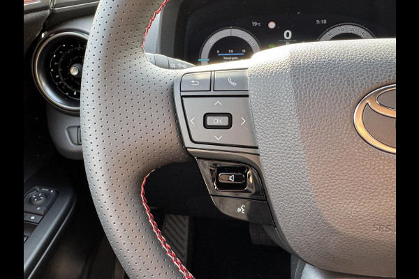Toyota C-HR Plug-in Hybrid 223pk GR Sport | Geheugenfunctie, JBL, Stoel + Stuurverwarming, Elektrische achterklep, Parkeersensoren, Blind sp