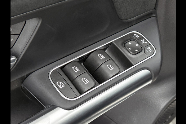 Mercedes-Benz GLA 250 e Business Solution AMG | Trekhaak | Dodehoekassistent | Parkeerpakket met 360°-camera | KEYLESS GO-comfortpakket | USB-pakket plus | EASY PACK achterklep | Spiegelpakket | MULTIBEAM LED |