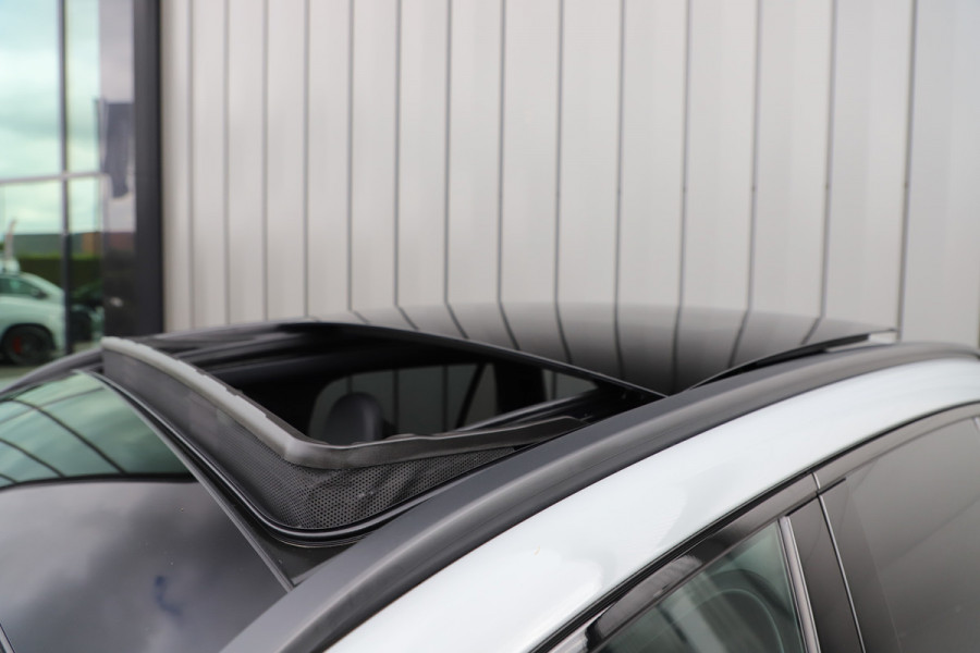 Mercedes-Benz GLC 400e AMG 4-Matic | 381PK | Achterasbesturing | Luchtvering | Pano | Keyles-go | Head-up | Sfeerverlichting | Memory | Burmester