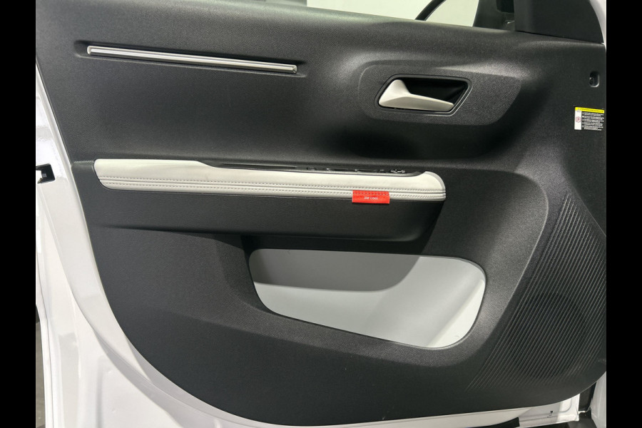 Citroën ë-C3 Max 44 kWh | Zwart dak | Winterpakket |