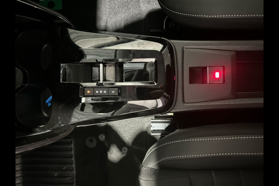 Citroën ë-C3 Max 44 kWh | Zwart dak | Winterpakket |