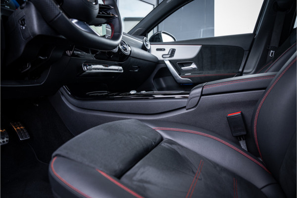 Mercedes-Benz A-Klasse A180 AMG Line - Panorama | Memory | Burmester | 360 Camera | Elek. Trekhaak