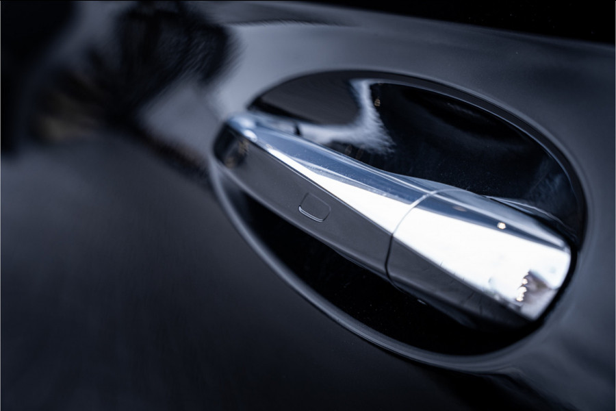 Mercedes-Benz A-Klasse A180 AMG Line - Panorama | Memory | Burmester | 360 Camera | Elek. Trekhaak