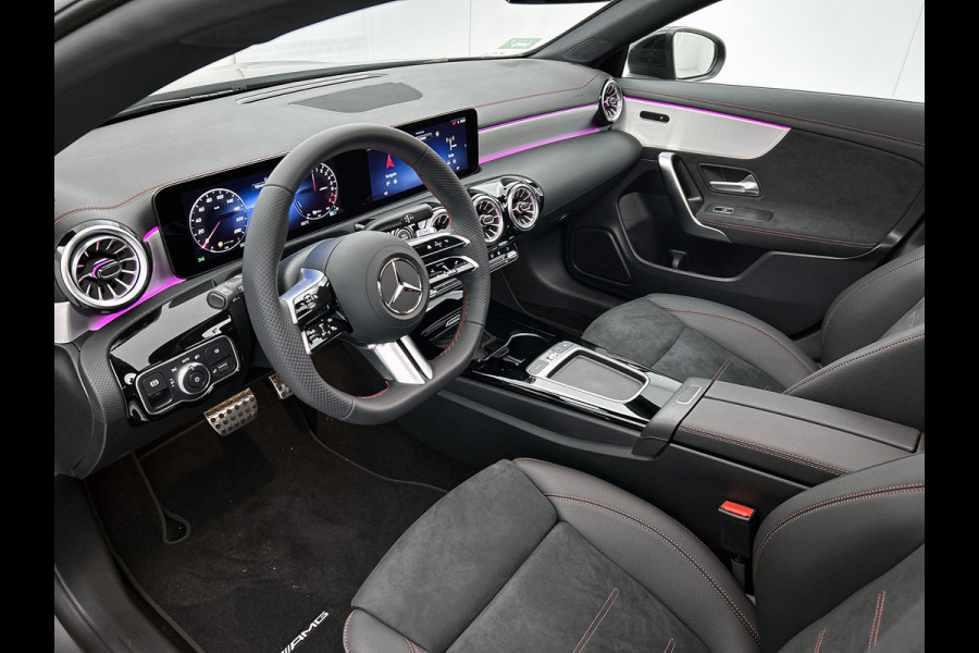 Mercedes-Benz CLA-Klasse Shooting Brake 250 e Business Solution AMG | Nightpakket | KEYLESS GO | Parkeerpakket met 360°-camera | Sfeerverlichting | MULTIBEAM LED | Spiegelpakket | EASY PACK achterklep | Stoelverwarming voor |