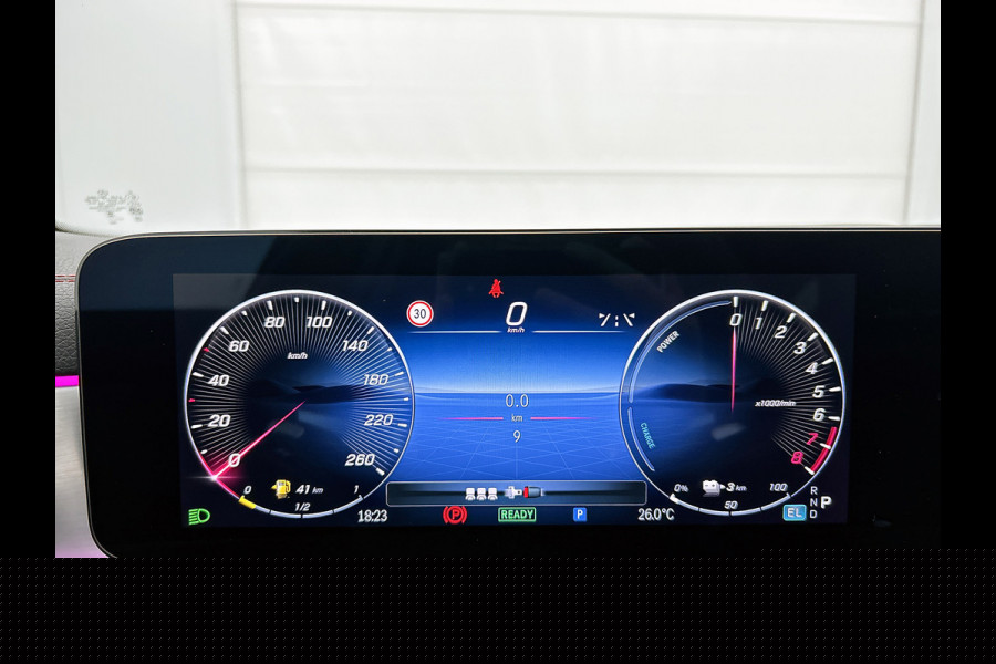 Mercedes-Benz CLA-Klasse Shooting Brake 250 e Business Solution AMG | Nightpakket | KEYLESS GO | Parkeerpakket met 360°-camera | Sfeerverlichting | MULTIBEAM LED | Spiegelpakket | EASY PACK achterklep | Stoelverwarming voor |