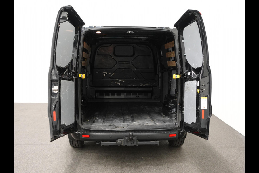 Ford Transit Custom L1H1 Trend Navigatie Camera Cruise control Parkeersensoren Trekhaak Airco