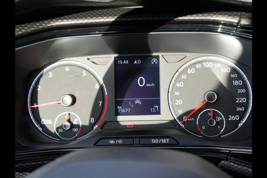 Volkswagen T-Cross 1.0 TSI Life Business | Navigatie | DAB | Adaptive Cruise | Climate Control