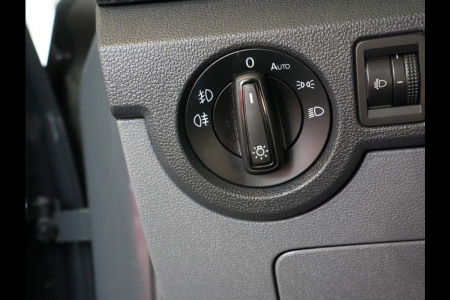 Volkswagen T-Cross 1.0 TSI Life Business | Navigatie | DAB | Adaptive Cruise | Climate Control