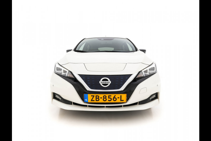 Nissan Leaf Tekna 40 kWh (INCL-BTW) Aut. *LUXURY-LEATHER | FULL-LED | BOSE-SURROUND | DIGI-COCKPIT | ADAPTIVE-CRUISE | TOPVIEW | KEYLESS | NAVI-FULLMAP | BLINDSPOT | DAB+ | PDC | HEATED-COMFORTSEATS | PRIVACY-GLASS |