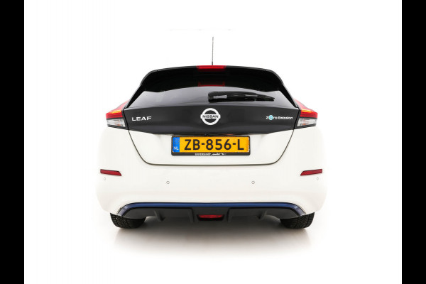Nissan Leaf Tekna 40 kWh (INCL-BTW) Aut. *LUXURY-LEATHER | FULL-LED | BOSE-SURROUND | DIGI-COCKPIT | ADAPTIVE-CRUISE | TOPVIEW | KEYLESS | NAVI-FULLMAP | BLINDSPOT | DAB+ | PDC | HEATED-COMFORTSEATS | PRIVACY-GLASS |