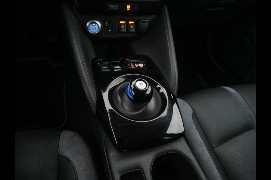 Nissan Leaf Tekna 40 kWh (INCL-BTW) Aut. *LUXURY-LEATHER | FULL-LED | BOSE-SURROUND | DIGI-COCKPIT | ADAPTIVE-CRUISE | TOPVIEW | KEYLESS | NAVI-FULLMAP | BLINDSPOT | DAB+ | PDC | HEATED-COMFORTSEATS | PRIVACY-GLASS |