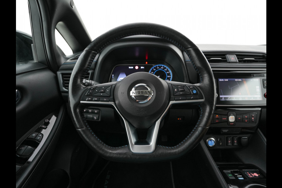 Nissan Leaf Tekna 40 kWh (INCL-BTW) Aut. *LUXURY-LEATHER | FULL-LED | BOSE-SURROUND | DIGI-COCKPIT | ADAPTIVE-CRUISE | TOPVIEW | KEYLESS | NAVI-FULLMAP | BLINDSPOT | DAB+ | PDC | HEATED-COMFORTSEATS | PRIVACY-GLASS |