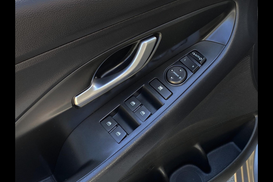 Hyundai i30 1.0 T-GDi Mild- Hybrid Trend - AUTOMAAT - Apple CarPlay / Navigatie I Airco I LED I PDC I Sport velgen I Dealer onderh