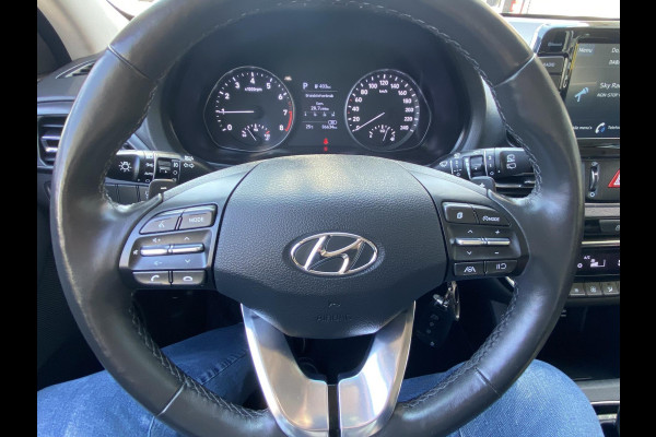 Hyundai i30 1.0 T-GDi Mild- Hybrid Trend - AUTOMAAT - Apple CarPlay / Navigatie I Airco I LED I PDC I Sport velgen I Dealer onderh