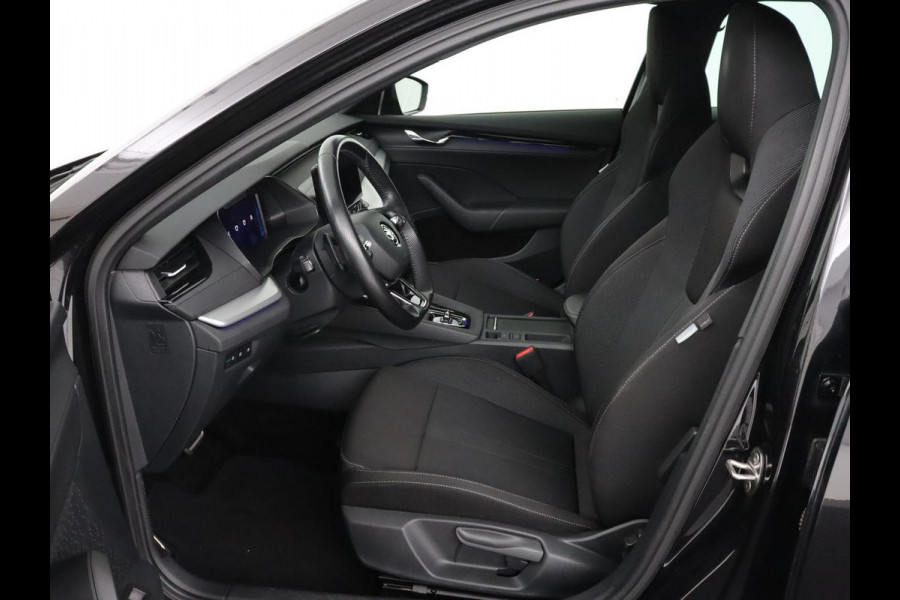 Škoda Octavia 1.4 TSI iV PHEV Sport | Sportstoelen | Carplay | Sfeerverlichting | Navigatie | Sportstuur | Parkeerhulp | Full LED | Climate control