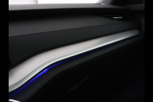 Škoda Octavia 1.4 TSI iV PHEV Sport | Sportstoelen | Carplay | Sfeerverlichting | Navigatie | Sportstuur | Parkeerhulp | Full LED | Climate control