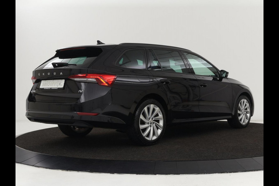 Škoda Octavia 1.4 TSI iV PHEV Sport | Sportstoelen | Carplay | Sfeerverlichting | Navigatie | Sportstuur | Parkeerhulp | Full LED | Climate control